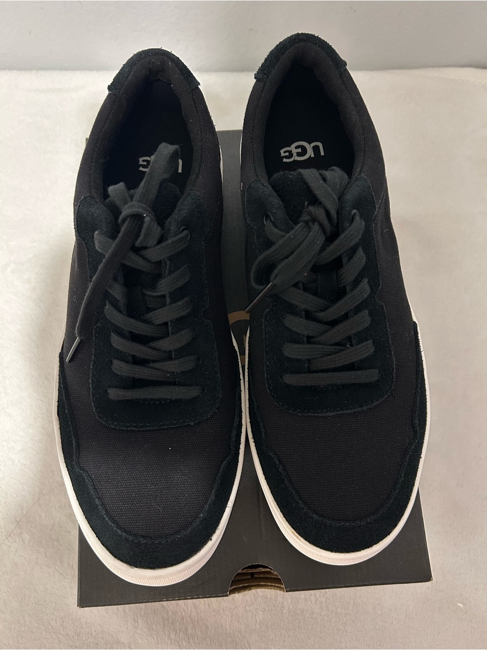UGG Men's Black & White Pierson  Low Lace-Up Sneakers